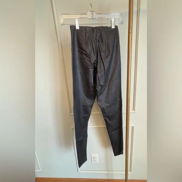 Naked Wardrobe Vegan Faux Leather High-Waist Leggings - Black XS NWOT Nordstrom - Picture 2 of 4